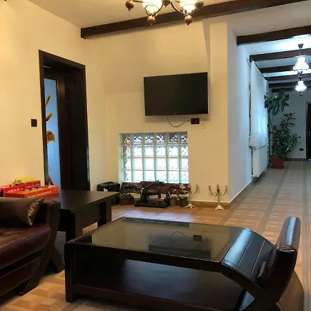 Ika House-2