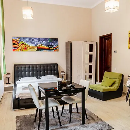 Select City Center Apartments-2