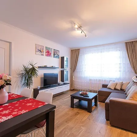 Onyx - Wonder Aparthotel-2