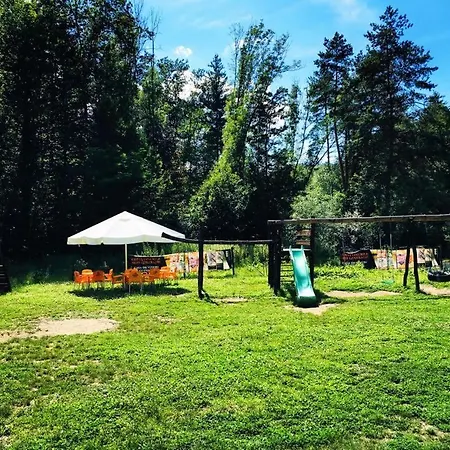 House In The Woods-3