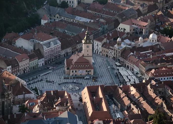 Jasmine Serenity Apartment - Central, Behind Black Church Braşov