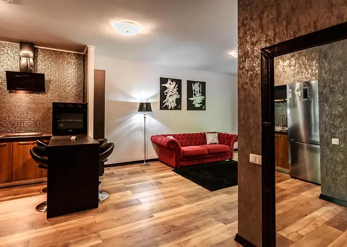 Tampa Gardens Apartments - Adults Only Braşov