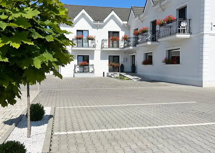 Hunedoara Hotels