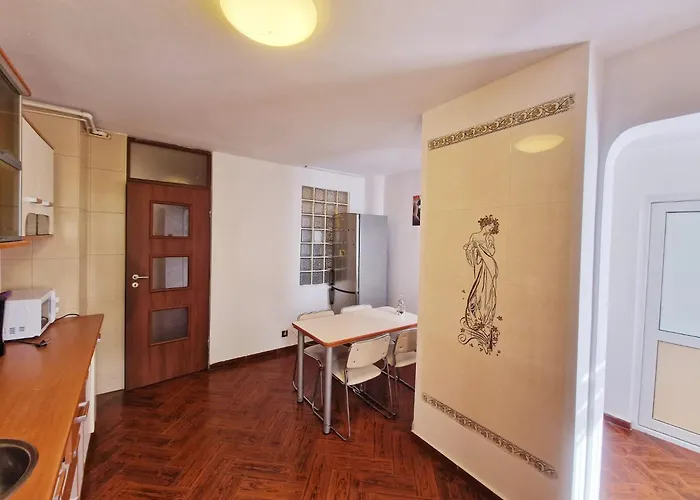 Stephanie Apartment-Centru Civic Brașov