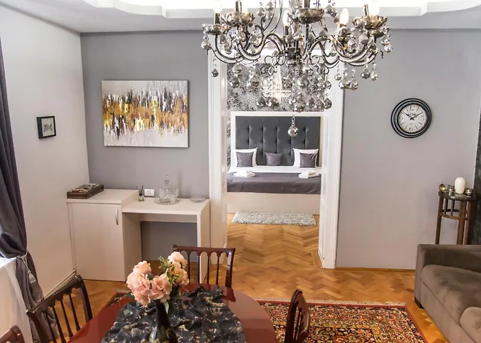 Mozart & Bach Historic Apartment Sibiu