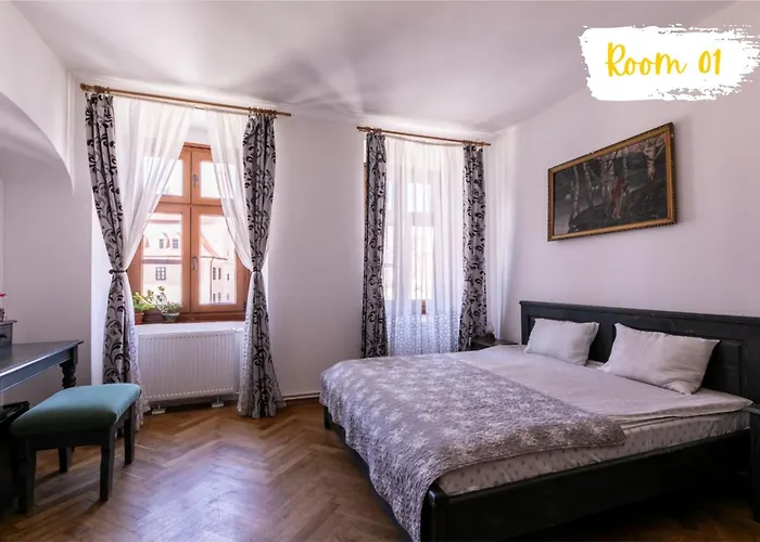 4 Rooms Piata Sfatului Braşov