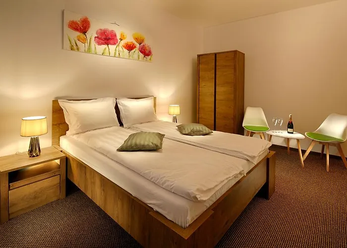 Hotels nahe Rathausturm