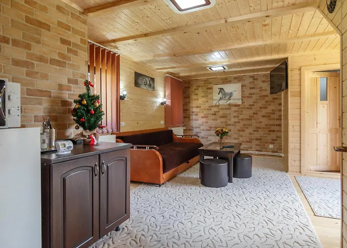Centrul De Echitatie Poiana Brasov Hotel