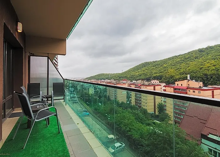Tampa Gardens - Mountain View Apartment Braşov