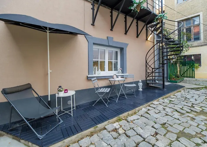 Boutique Ferienwohnung Air De Paris Brașov